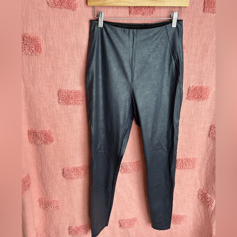Lysse faux leather legging-navy size M